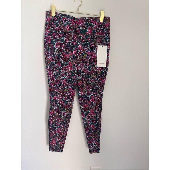 LULULEMON ATHLETICA Base Pace High-Rise Running Tight Size 12 NWT